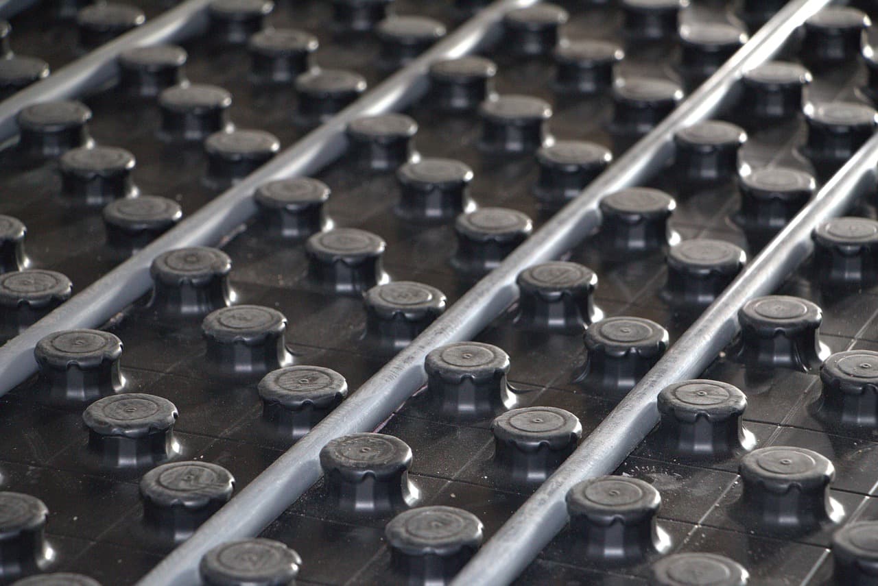 Underfloor heating system installation